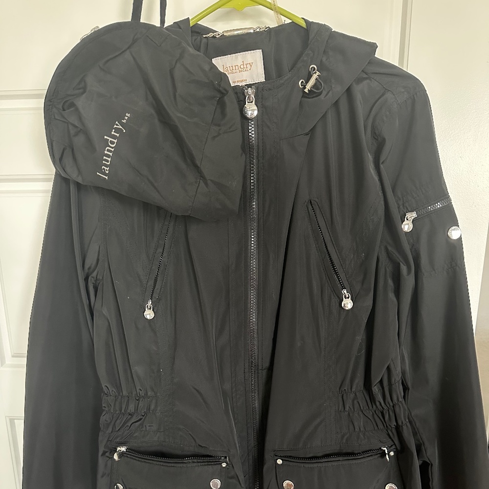 Laundry Rain Jacket